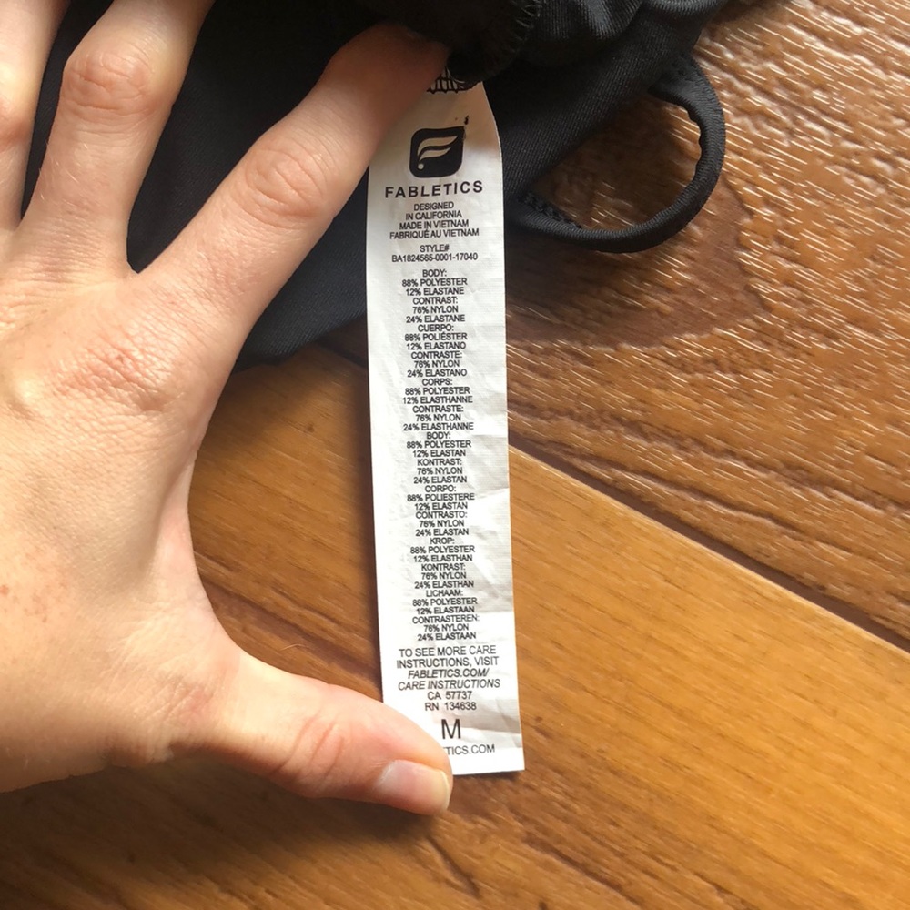 Fabletics exercise top - Picture 4 of 4